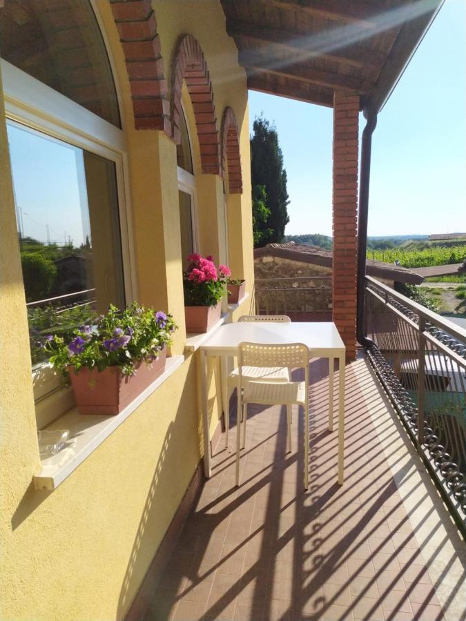 La Casetta In Collina Valeggio sul Mincio Exterior foto